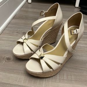 Michael Kors | Maggie Espadrille Wedges | Light Cream |Size 8 💘